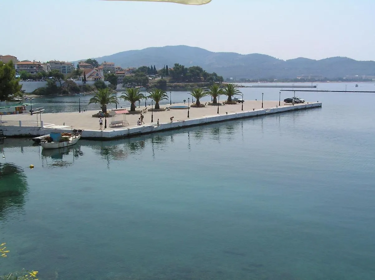 Neos Marmaras Holiday 2 0*, Neos Marmaras