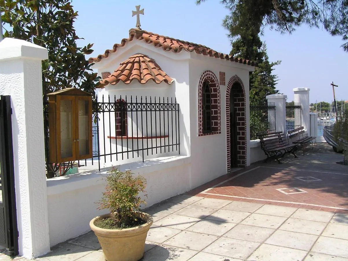Neos Marmaras Holiday 2 Apartment